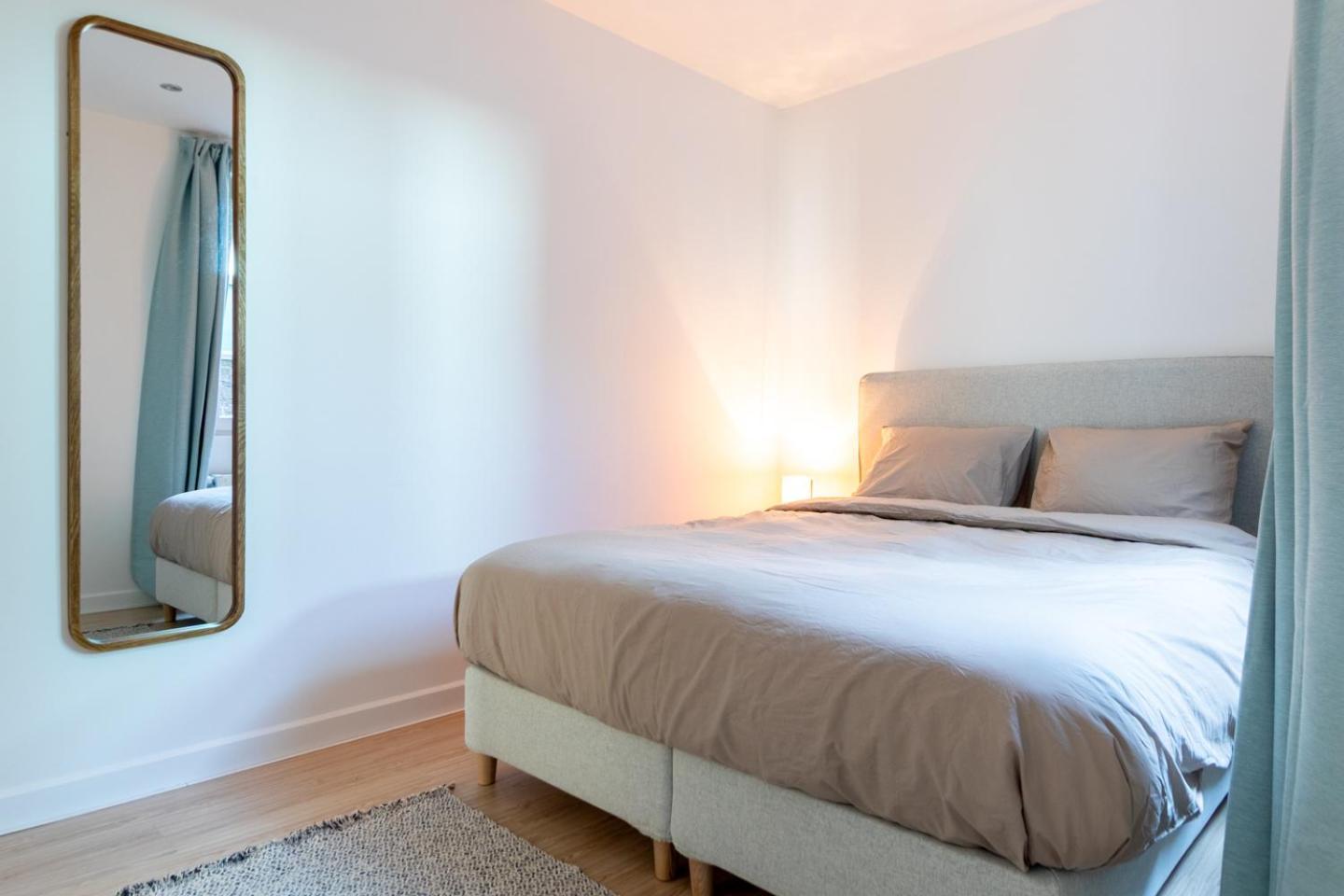 Bright, Spacious Apartments & Perfectly Located In The Heart Of Ghent Exterior photo
